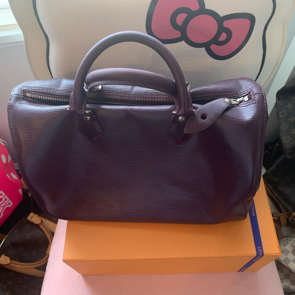 Louis Vuitton epi speedy 30